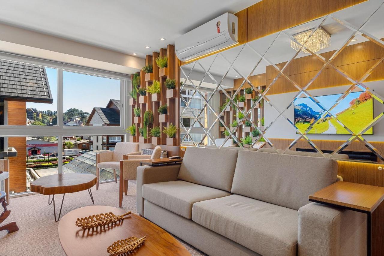 Vita Boulevard Luxo 2 Suites By Achei Gramado Exteriör bild