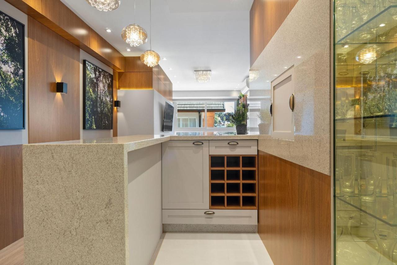 Vita Boulevard Luxo 2 Suites By Achei Gramado Exteriör bild